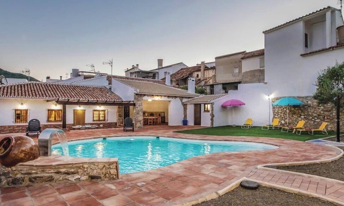 Mondron Casa | Impresionante casa de vacaciones "Villa Godoy" con Wi-Fi, jardín