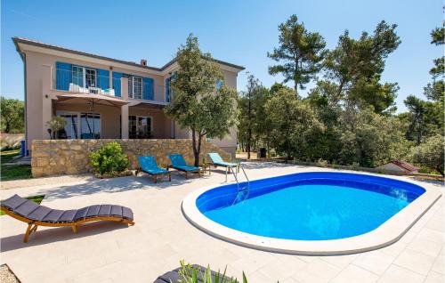 Palit Casa | Stunning Home In Banjol