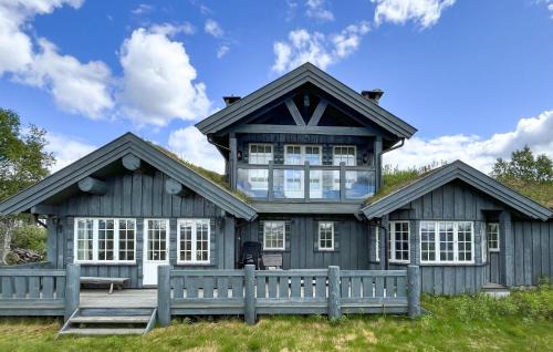 Oystre Slidre Casa | Stunning Home In Beitostølen With Sauna