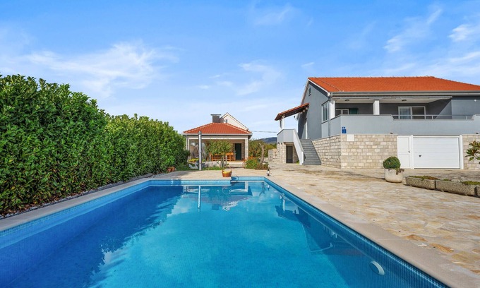 Cvrljevo Casa | Impresionante casa en Cvrljevo