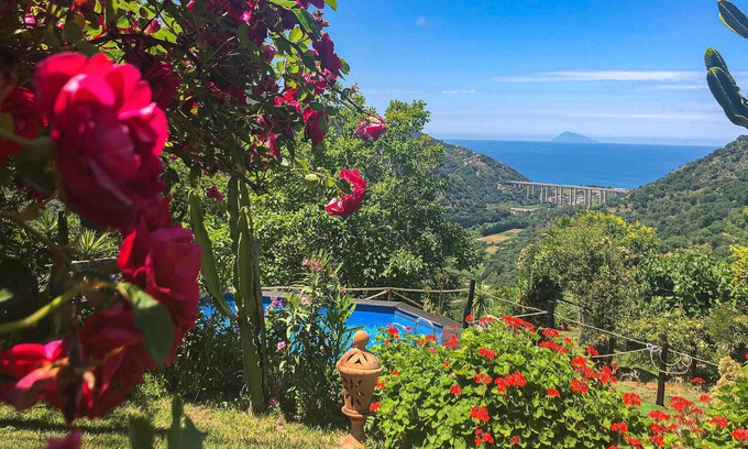Ficarra Casa | Impresionante casa en Ficarra