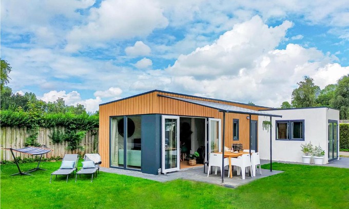 Heinkenszand Casa | Stunning Home In Heinkenszand With Wifi