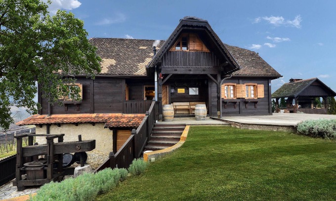 Breznik Plesivicki Casa | Impresionante casa en Jastrebarsko