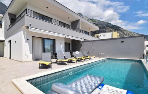 Veliko Brdo Casa | Stunning Home In Makarska With Wifi
