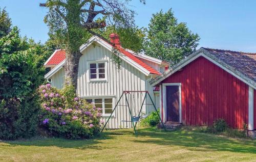Rorvik Casa | Stunning Home In Rörvik With Kitchen