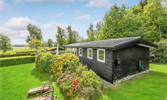Ronbjerg Casa | Stunning Home In Roslev With Kitchen