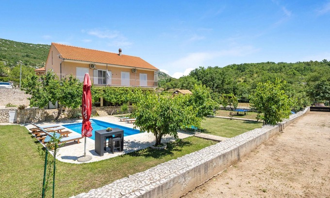 Sibenik Casa | Impresionante casa en Slivno con cocina