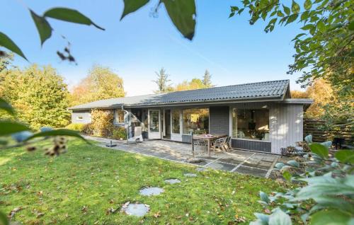 Rageleje Casa | Stunning Home In Vejby With Wifi