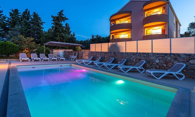 Zdrelac Casa | Impresionante casa en Zdrelac