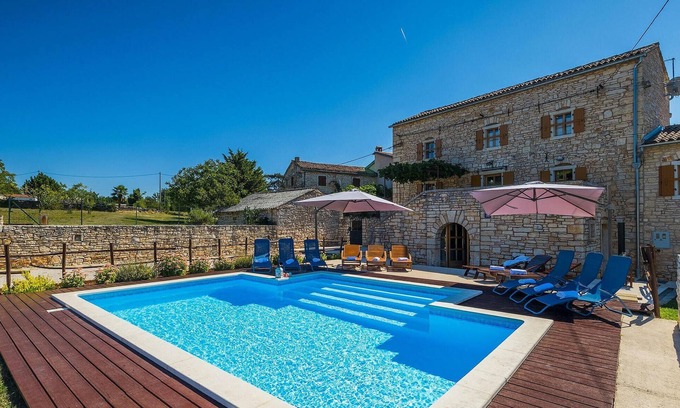 Prkacini Casa | Impresionante casa en Zminj