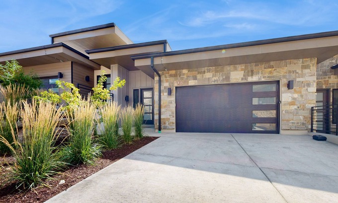 Hideout Casa | Stunning house w/ ski & lake views, private hot tub, private W/D