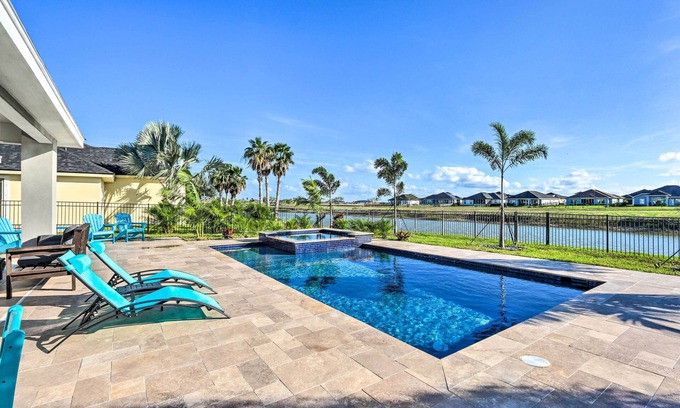 Laguna Vista Casa | Stunning Laguna Vista Retreat w/ Pool & Grill