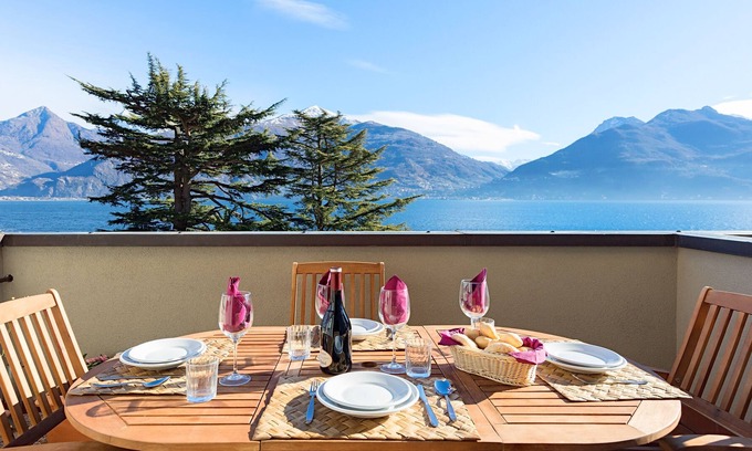 Acquaseria Apartamento | Stunning Lake View, 2-bedroom apartment near Menaggio, Lake Como
