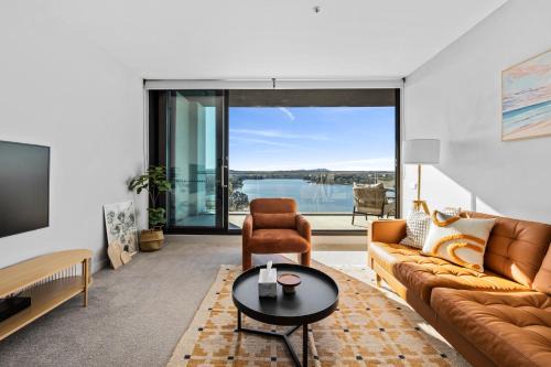 Belconnen Apartamento | Stunning Lake-View in Belconnen