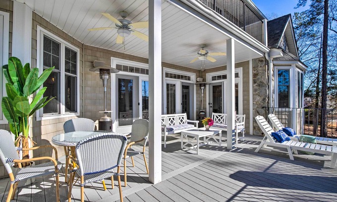 White Oak Casa | Stunning Lake Wateree Vacation Rental w/ Dock