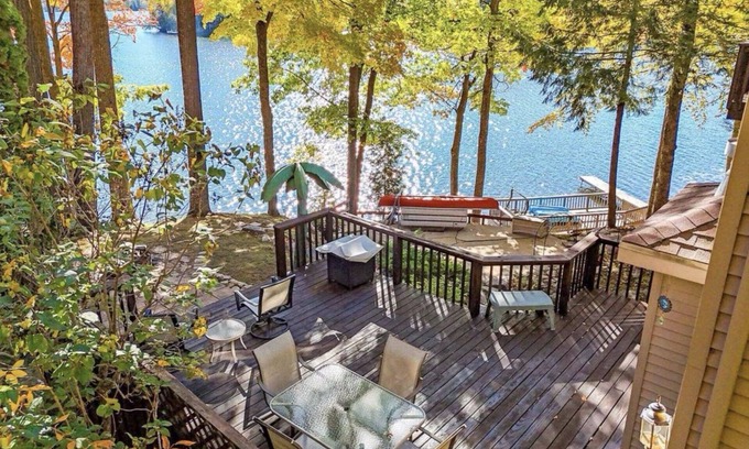 Suring Casa | Stunning lakefront retreat with spacious home and endless outdoor fun!