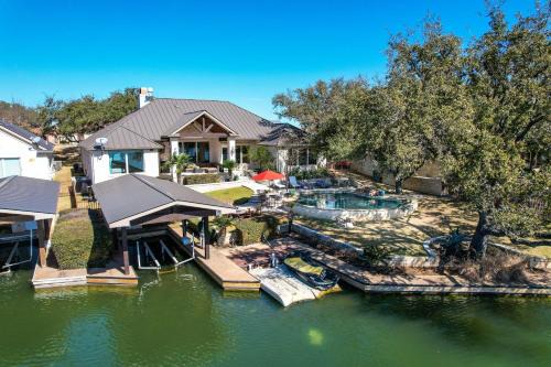Horseshoe Bay West Casa | Stunning Lakefront Retreat Pool Boat Lift Spectacular Views