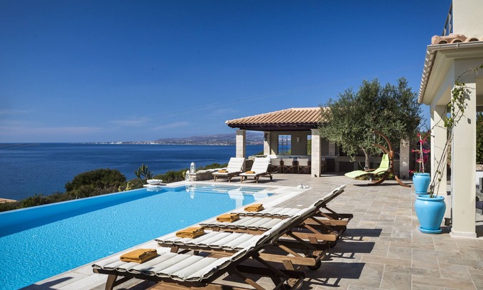 Minia Casa | Armorel Platinum, gran villa de lujo con increíbles vistas al mar.