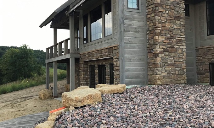Mondovi Cabina | Stunning Lodge Experience in Buffalo County WI/Picturesque Views-Pet Friendly!