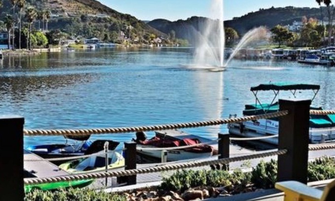 Lake San Marcos Casa | Stunning, Luxe Lake Retreat with unforgettable views!