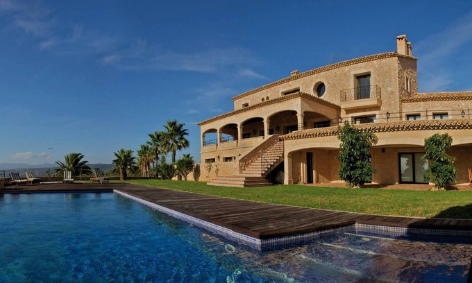 Son Gual Villa | Stunning,Luxury Villa son Gual with Pool, Jacuzzi, Gym and Children's Playarea
