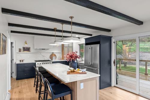 Ellicottville Chalet De Esquí | Stunning Luxury EVL Retreat - A True Private Oasis
