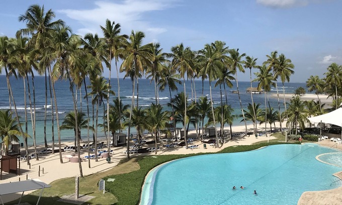 Villas Del Mar Condominio | Impresionante condominio de Marbella con magníficas vistas al mar Caribe y puestas de sol impresionantes