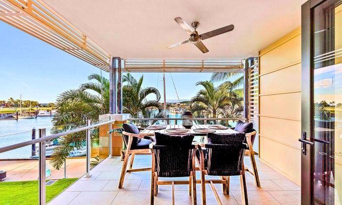 Airlie Beach Apartamento | Stunning Marina Views Close to Everything in Airlie Beach - with Elevator