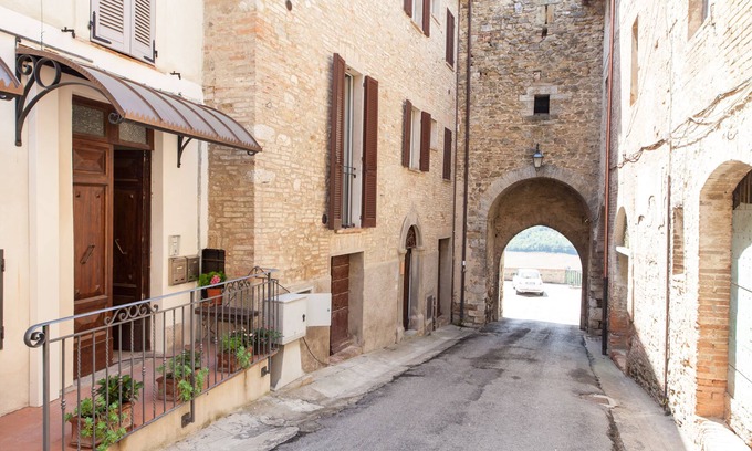 Compignano Casa | Espléndida casa señorial en un pueblo medieval cerca de Perugia