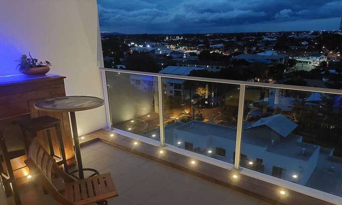 Labrador Apartamento | Stunning modern apartment with Broadwater's view