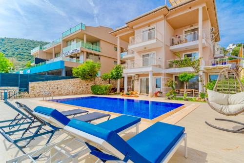 Kalkan Casa | Stunning Modern Duplex Apartment in Central Kalkan
