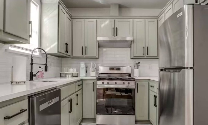Central Oklahoma City Casa | Stunning Modern Home just minutes from Brick-town and downtown area of OKC!