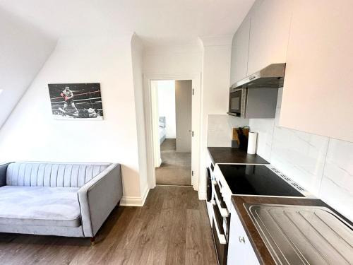 West Hendon Apartamento | Stunning Modern, Private Apartment,15 Mins To Central London
