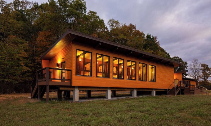 Clearville Cabina | Stunning Modern Private Cabin at River Mountain Resort