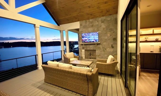 Seneca Casa | Stunning New Home on Lake Keowee Near Clemson