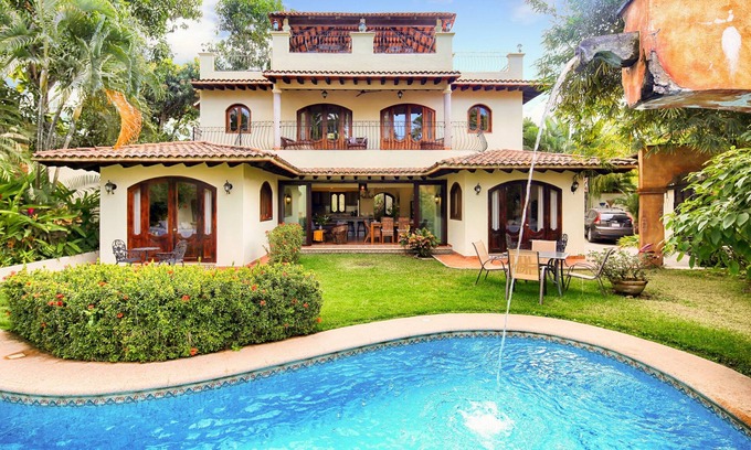 North End Villa | ¡Maravilloso! Nueva remodelación de la famosa villa 2019 ... Pasos a la playa y la ciudad.