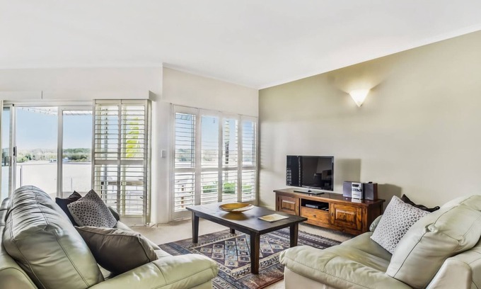 Noosaville Apartamento | Noosa River Gardens el nombre lo dice todo