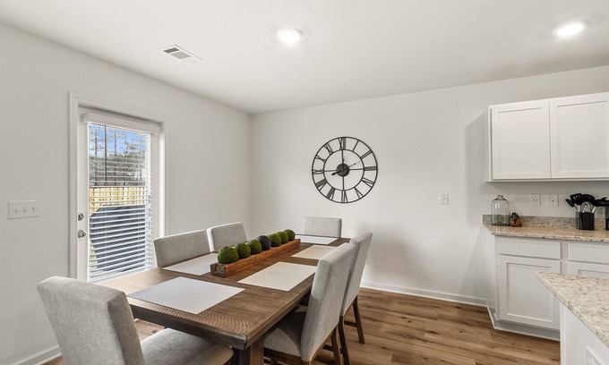 Northport Casa | Stunning Northport home 5bd 3bth and just 7 miles to UofA