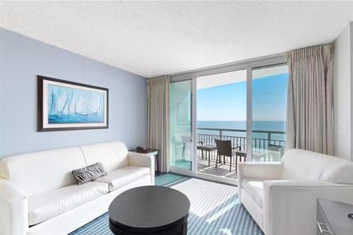 Downtown Myrtle Beach Apartamento | Stunning Ocean Front OO Resort 7th Floor 2 Bdr