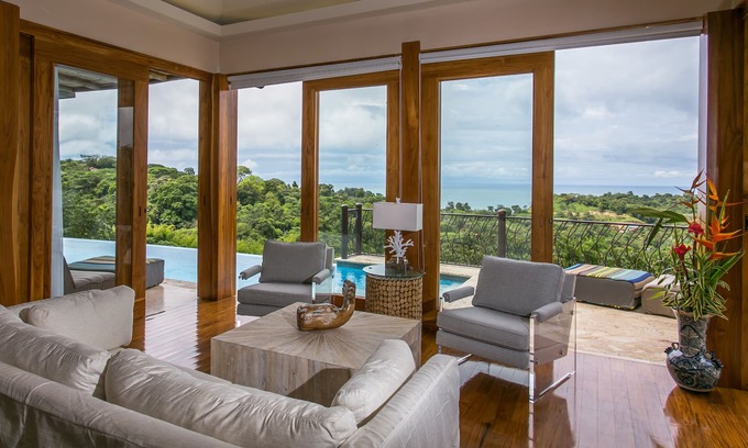 Valle Pura Vida Casa | STUNNING OCEANVIEW, FAMILY LUXURY, NEW, PRIVATE MOUNTAIN TOP in Manuel Antonio
