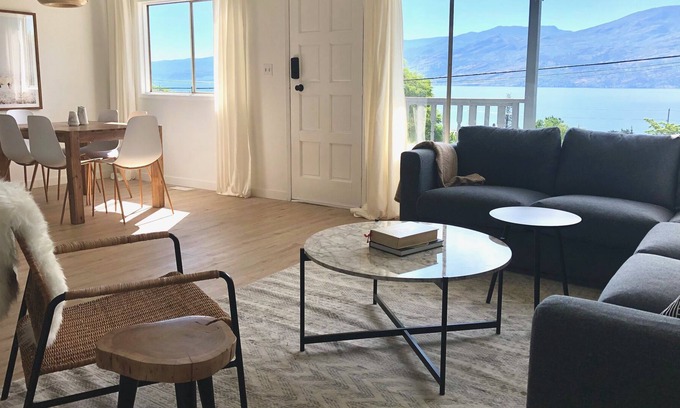 Central Okanagan Casa | Stunning Okanagan Lakeview Home