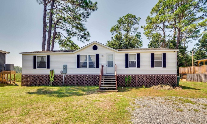 Bayou Grande Villa Casa | Stunning Pensacola Home, 8 Mi to Downtown!