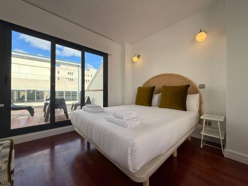 Cuatro Caminos Apartamento | Stunning Penthouse in Tetuan for 4 pax - Coruña