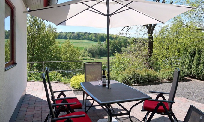 Kirchheim Casa | Estupenda casa de vacaciones privada para 6 personas con WIFI, TV, terraza y aparcamiento
