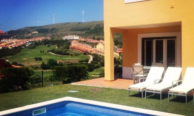 Cadriceira Casa | Impresionante piscina privada y jardín en campo de golf con vistas