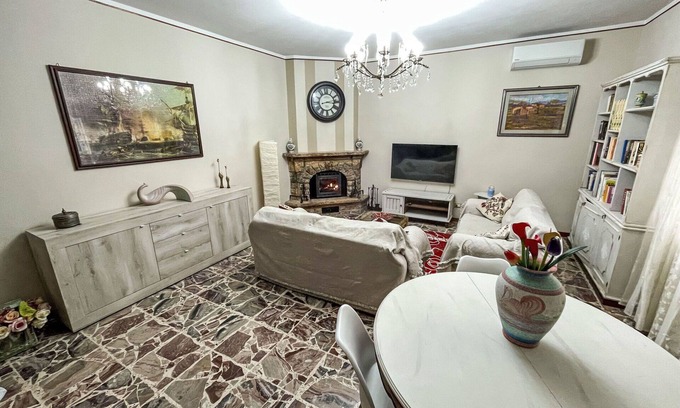 Acqui Terme Casa | Maravillosa casa de vacaciones privada con WIFI, A/C, TV, terraza, vista panorámica, aparcamiento