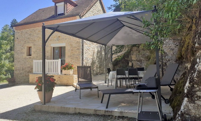 Degagnac Casa | Stunning private villa for 4 guests with WIFI, TV, terrace and parking