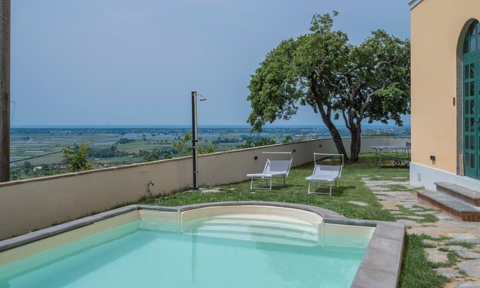 Massarosa Casa | Estupenda casa de vacaciones privada con piscina privada, A/C, WIFI, TV, veranda, cerca de Viareggio