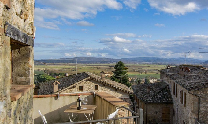 Sovicille Casa | Estupenda casa de vacaciones privada con WIFI, TV, terraza, vista panorámica, aparcamiento