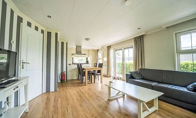 Dordtse Biesbosch Casa | Preciosa casa de vacaciones privada para 4 personas con piscina, WIFI, TV y terraza